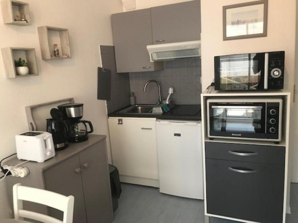 Studio Renove Avec Balcon A 100M De La Plage Et Piscine - 4 Personnes - Les Sables-D'Olonne - Fr-1-331-204 Buitenkant foto