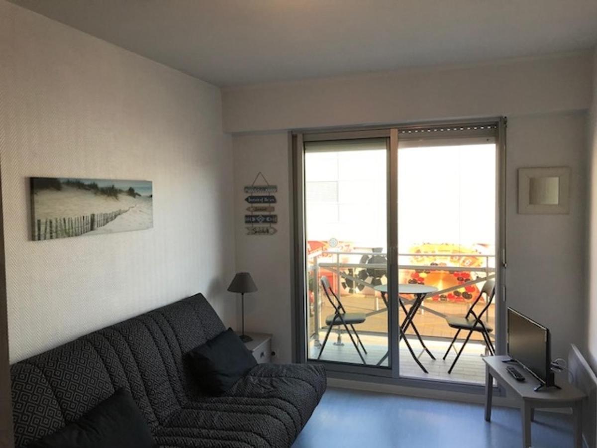 Studio Renove Avec Balcon A 100M De La Plage Et Piscine - 4 Personnes - Les Sables-D'Olonne - Fr-1-331-204 Buitenkant foto